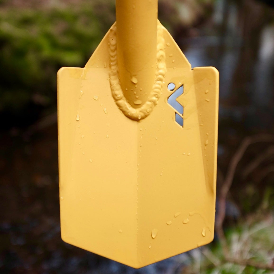 DOT Shovel Yellow